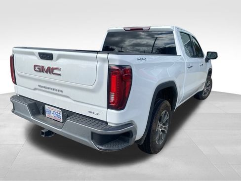 Used 2024 GMC Sierra 1500 SLT image 8