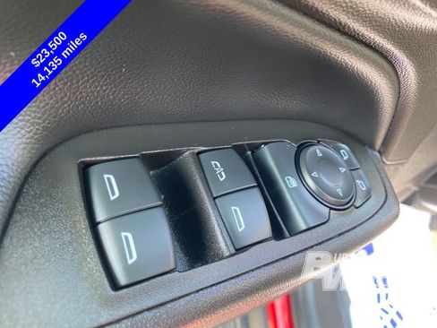 Used 2024 Chevrolet Equinox LT FWD image 14