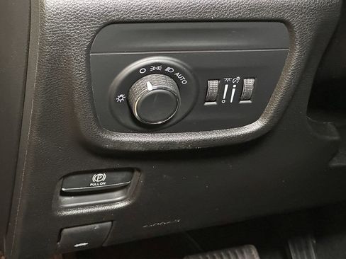 New 2026 Jeep Grand Cherokee Laredo image 19