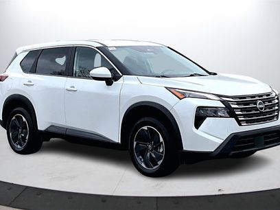 Used 2024 Nissan Rogue SV