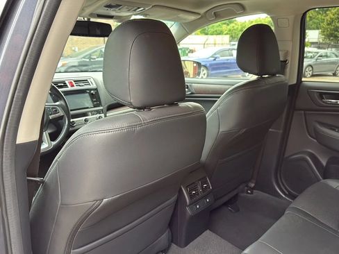 Used 2015 Subaru Outback 2.5i Limited AWD/4WD image 16