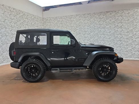 Used 2021 Jeep Wrangler Sport image 6
