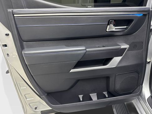 Used 2022 Toyota Tundra Platinum w/ Advanced Package image 38