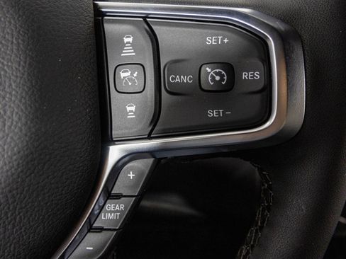 New 2026 RAM 1500 4x4 Crew Cab image 29