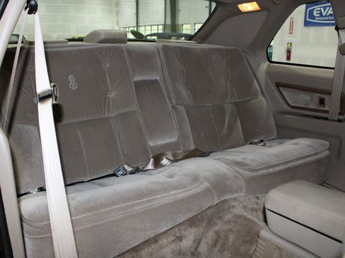 Used 1988 Lincoln Mark VII Blass image 26