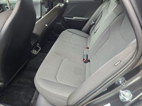 Used 2025 Kia K4 FWD image 16