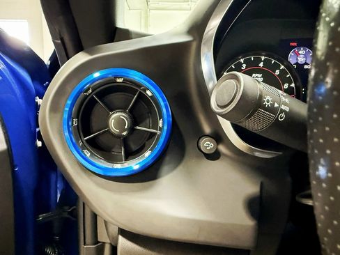 Used 2020 Chevrolet Camaro SS image 16