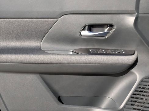 New 2026 Nissan Kicks SV image 11