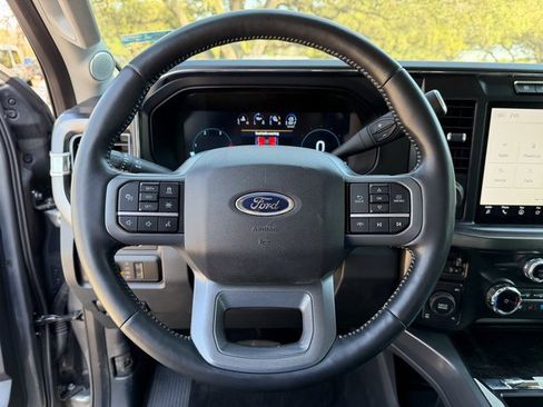 Used 2024 Ford F250 Lariat w/ Lariat Ultimate Package image 10