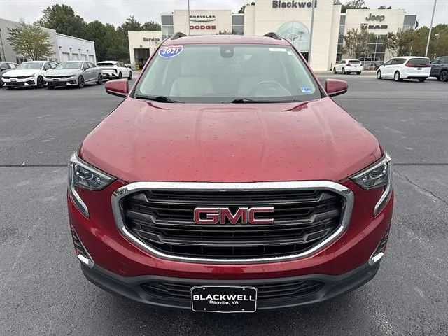 Used 2021 GMC Terrain SLE w/ Driver Convenience Package FWD image 2