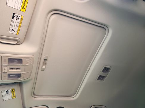 Used 2019 MAZDA CX-5 Touring image 29