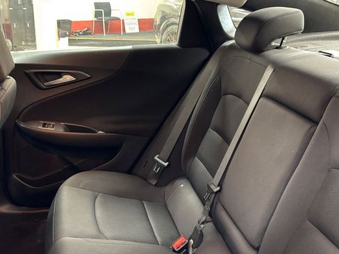 Used 2023 Chevrolet Malibu LT FWD image 40