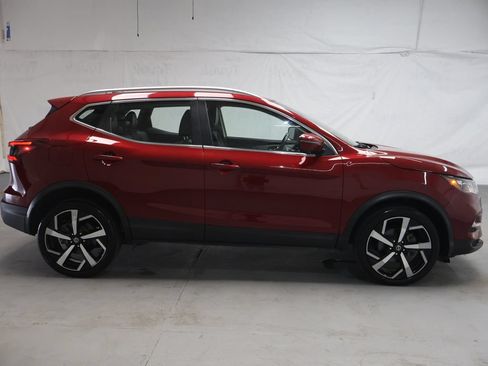 Used 2020 Nissan Rogue Sport SL AWD/4WD image 8