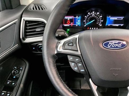 Used 2024 Ford Edge SEL w/ Convenience Package image 23