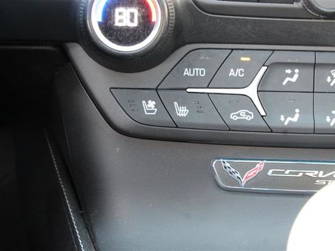 Used 2015 Chevrolet Corvette Stingray Coupe w/ 2LT Preferred Equipment Group image 17