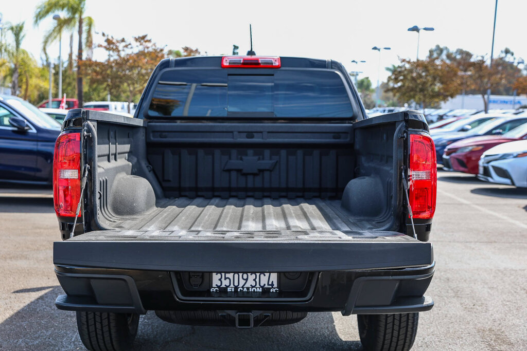 Used 2018 Chevrolet Colorado Z71 w/ Z71 Midnight Edition AWD/4WD image 23