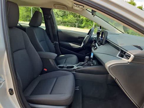 Used 2024 Toyota Corolla LE FWD image 18