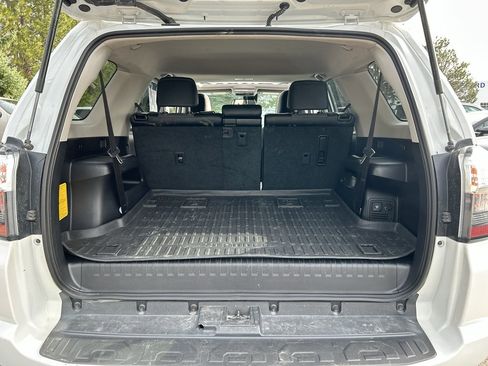 Used 2024 Toyota 4Runner SR5 Premium w/ Moonroof Package image 11