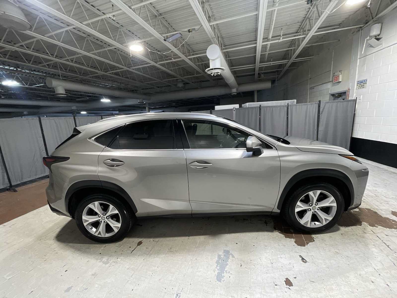 Used 2017 Lexus NX 200t AWD w/ Premium Package image 27
