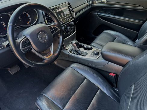 Certified 2021 Jeep Grand Cherokee Limited w/ Luxury Group II image 10