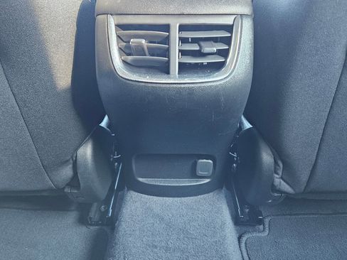 Used 2024 Chevrolet Malibu LT image 27