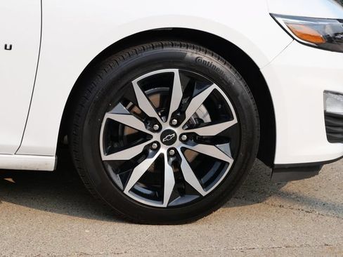 Used 2024 Chevrolet Malibu RS FWD image 9