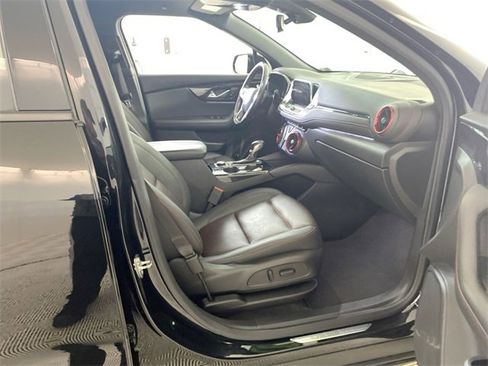 Used 2022 Chevrolet Blazer RS image 35