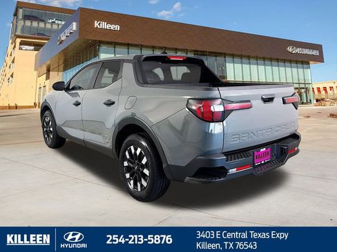 Used 2025 Hyundai Santa Cruz SE image 6