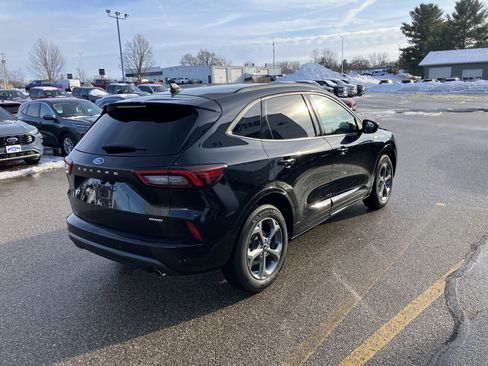 Used 2024 Ford Escape ST-Line w/ Tech Pack #1 image 6