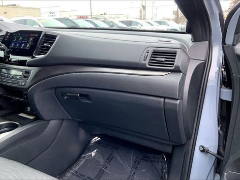 Used 2023 Honda Passport EX-L image 16