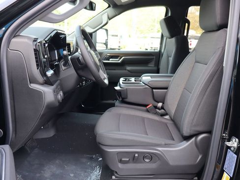 New 2026 Chevrolet Silverado 3500 LT AWD/4WD image 5