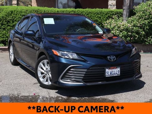 Used 2021 Toyota Camry LE FWD image 2