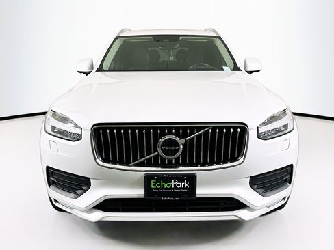 Used 2022 Volvo XC90 T5 Momentum w/ Advanced Package image 2