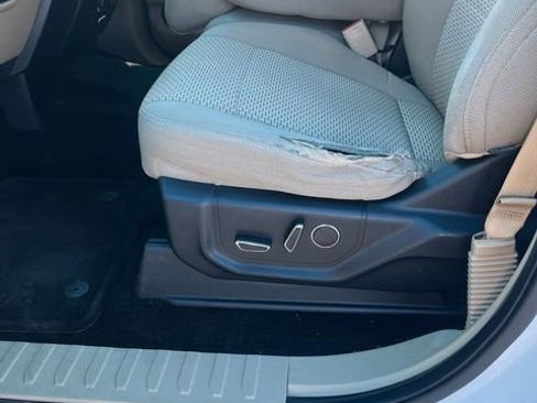 Used 2015 Ford F150 XLT w/ Equipment Group 302A Luxury RWD image 12