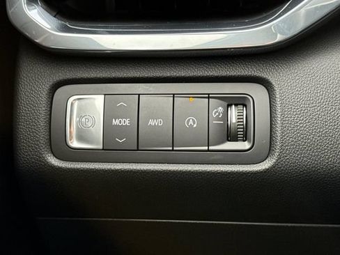 New 2026 GMC Acadia Denali w/ Super Cruise Package AWD/4WD image 33