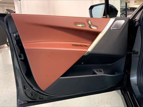 Used 2023 BMW iX M60 w/ Executive Package image 21