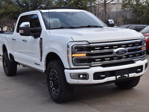 Certified 2024 Ford F250 Platinum image 4