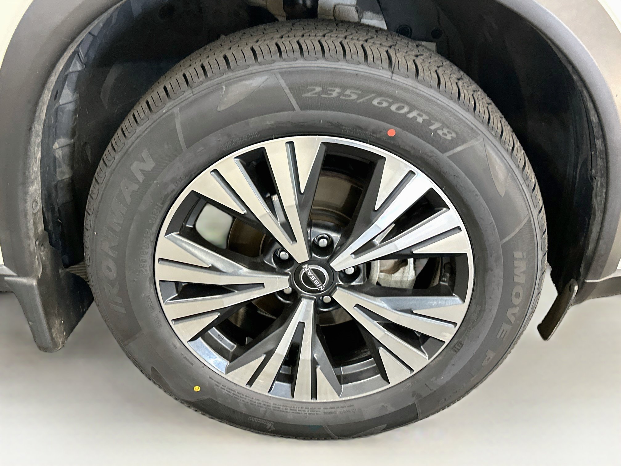 Used 2023 Nissan Rogue SV AWD/4WD image 11