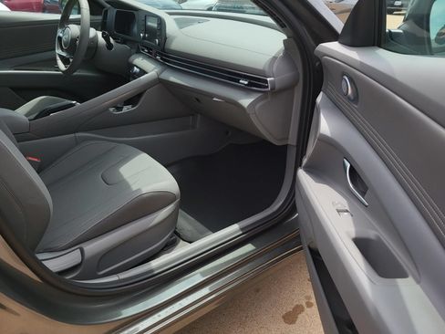 New 2026 Hyundai Elantra Sport FWD image 7