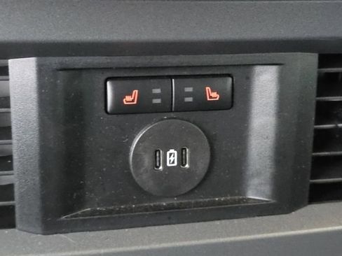 Used 2025 Ford F350 Lariat w/ Lariat Ultimate Package image 13