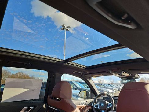 New 2026 BMW X5 xDrive50e w/ M Sport Package image 23