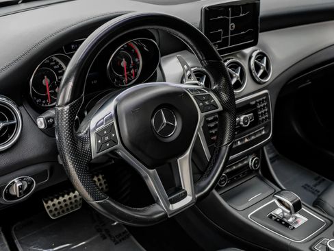 Used 2015 Mercedes-Benz GLA 45 AMG GLA 45 AMG 4MATIC Sport Utilit image 18