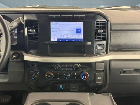 Used 2024 Ford F250 XLT AWD/4WD image 19