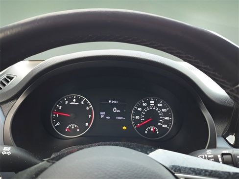 Used 2021 Kia Seltos S image 23