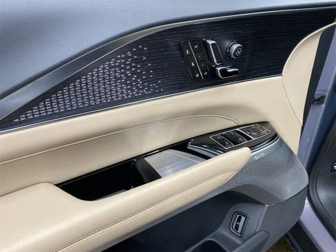 Certified 2025 Cadillac Lyriq Luxury w/ Nappa Leather Package image 15