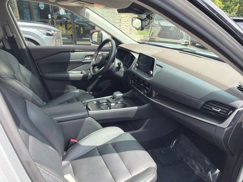 Used 2021 Nissan Rogue SL FWD image 31