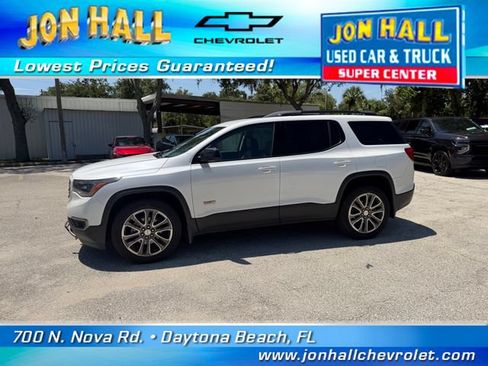 Used 2017 GMC Acadia SLT AWD/4WD image 3