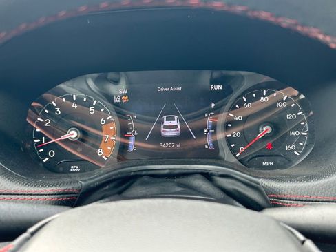 Used 2025 Jeep Compass Trailhawk image 36