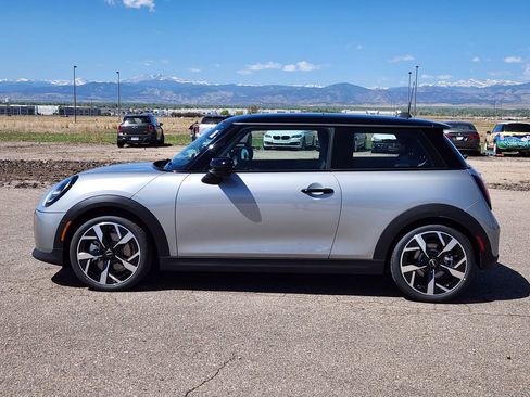 New 2026 MINI Cooper 2-Door Hardtop FWD image 2