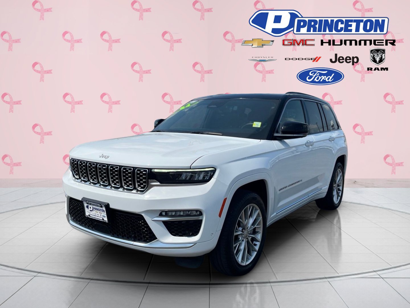 Certified 2024 Jeep Grand Cherokee Summit AWD/4WD image 3